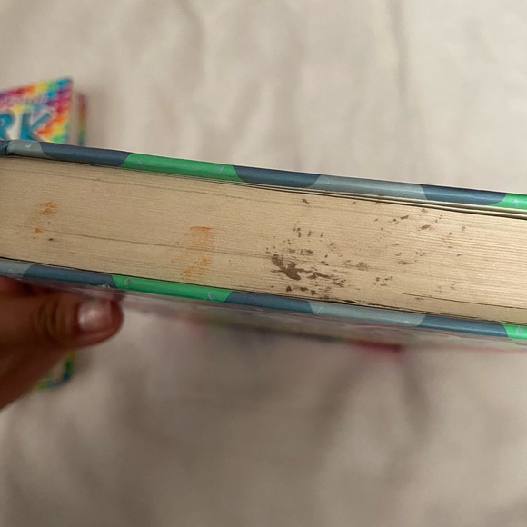 Dork Diaries lot of 2 books (#11 & #12) - Picture 8 of 10